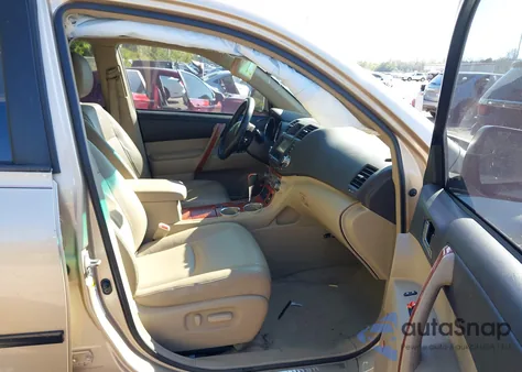 2010 Toyota Highlander Limited V6 z USA, uszkodzony, nr VIN 5TDYK3EH2AS022769